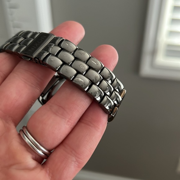 Nixon Watch - The Divvy - Picture 4 of 5
